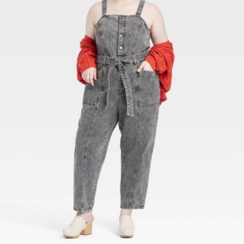 Women’s Universal Thread Grey Acid Wash Denim Overalls